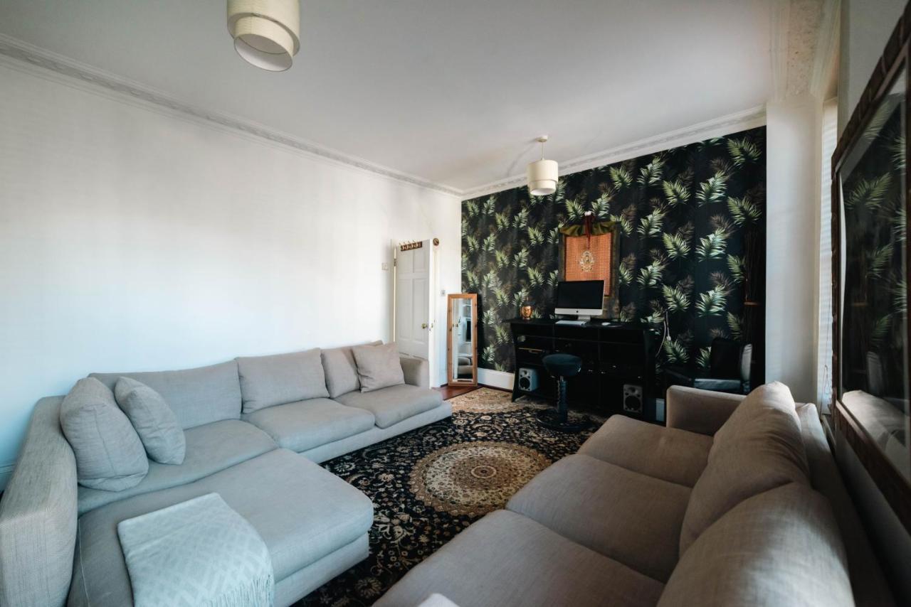 Stylish 2 Bedroom Flat In Camden Town ลอนดอน ภายนอก รูปภาพ
