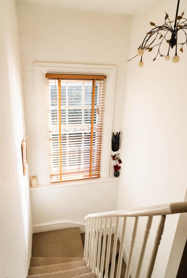 Stylish 2 Bedroom Flat In Camden Town ลอนดอน ภายนอก รูปภาพ