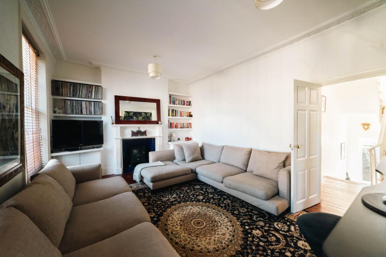 Stylish 2 Bedroom Flat In Camden Town ลอนดอน ภายนอก รูปภาพ
