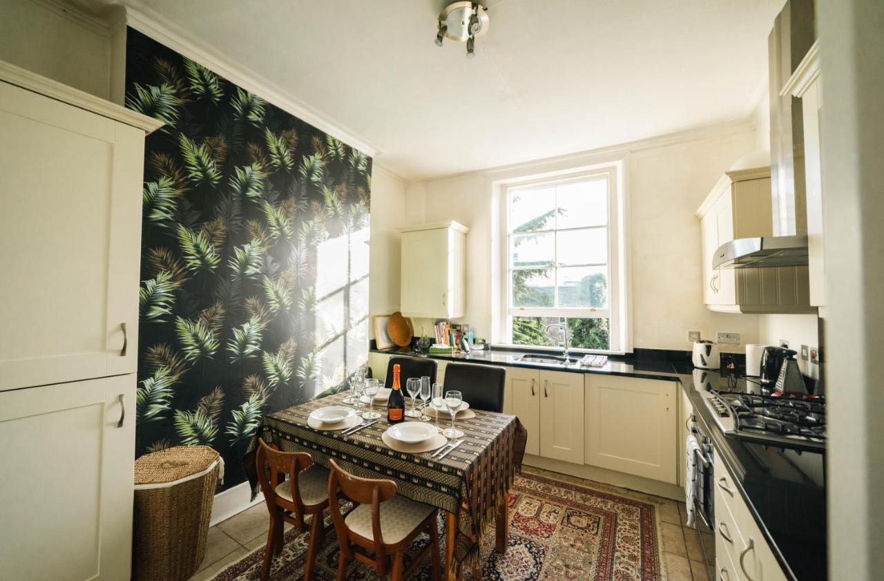 Stylish 2 Bedroom Flat In Camden Town ลอนดอน ภายนอก รูปภาพ