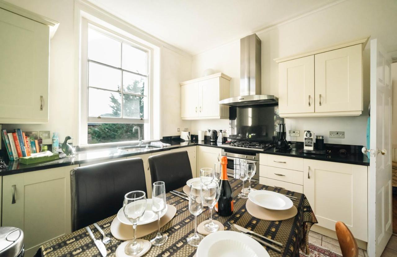 Stylish 2 Bedroom Flat In Camden Town ลอนดอน ภายนอก รูปภาพ